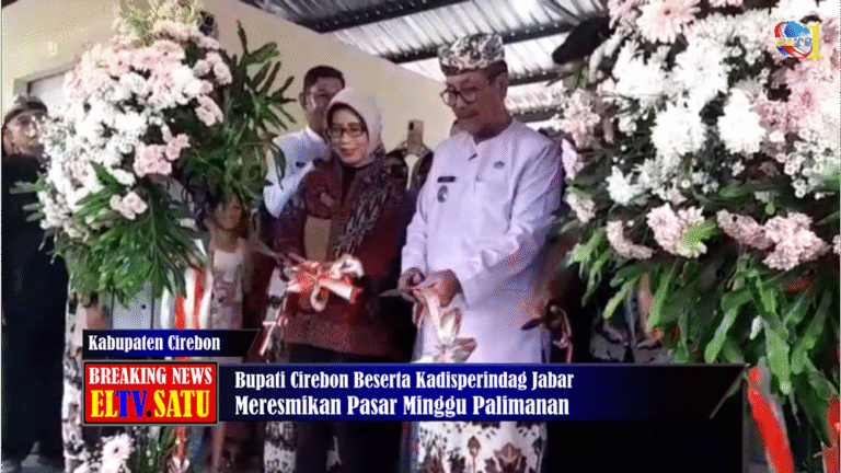 Bupati Cirebon Beserta Kadisperindag Jabar Meresmikan Pasar Minggu Palimanan
