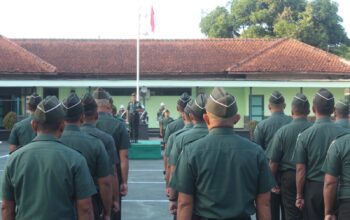 Dandim Majalengka Ajak Prajurit Tingkatkan Profesionalisme Lewat Upacara Bendera