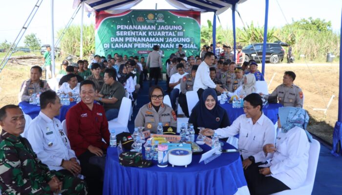 Dukung Program Ketahanan Pangan Nasional, Polresta Cirebon Gelar Penanaman Jagung Serentak