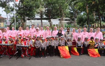 Ketua Bhayangkari Jabar Kunjungi Aspol Kaliwadas Cirebon