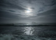 Fenomena Aneh Laut Jawa: Benarkah Ada Segitiga Bermuda Indonesia