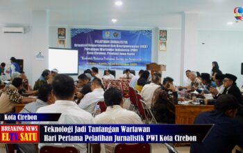 Wartawan Harus Profesional dan Melek Teknologi, Ketua PWI Cirebon Buka OKK 2025
