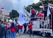 Aksi Buruh di Kantor Bupati Cirebon Tuntut Kenaikan UMK 2026 Sesuai PP 49/2025