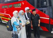 Tangis Haru Sambut Kepulangan Jemaah Haji Kuningan Kloter 39, Bupati Dian: Selamat Datang Kembali di Tanah Kelahiran
