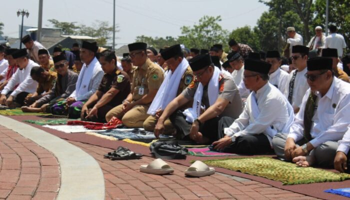 Kemarau Panjang Melanda, Pemkab Kuningan Gelar Salat Istisqa