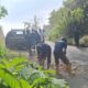 Warga Binaan Lapas Kuningan Turun Benahi Jalan