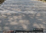 Proyek Cor Beton Program PISEW di Desa Cibereng dan Desa Karangasem, Disambut Baik Masyarakat